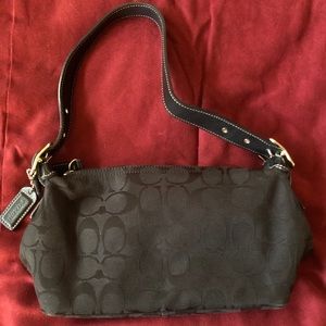 COACH SOFT SIGNATURE DEMI POUCH # 6044 (Black)